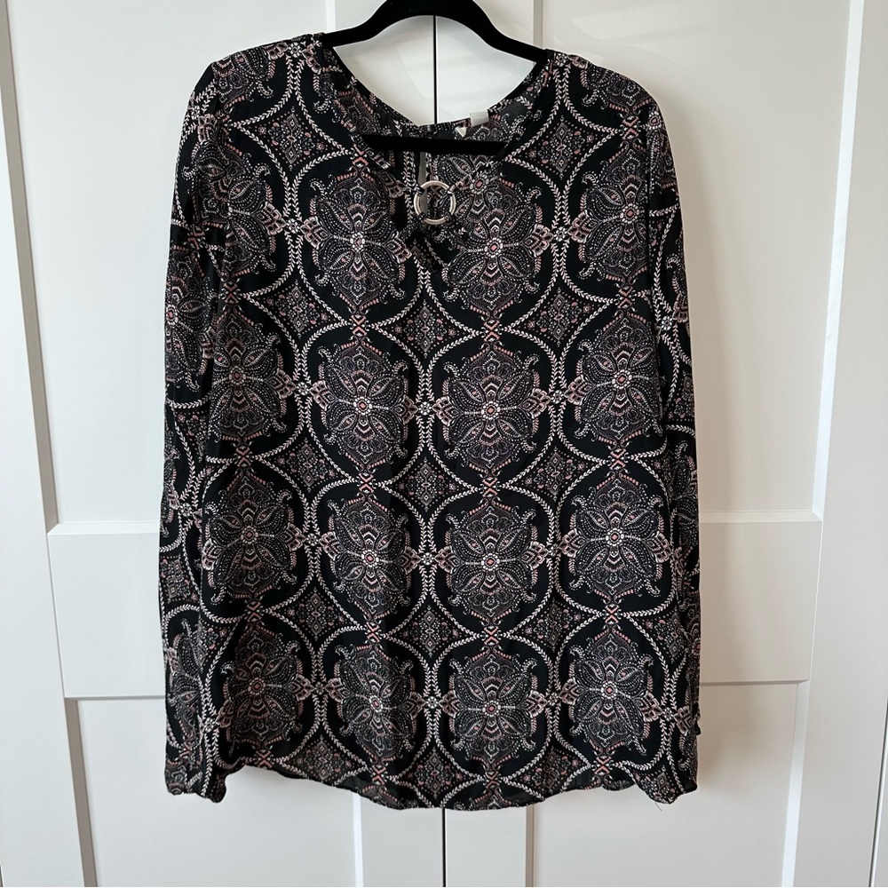 Boho Medallion Patterned Women's Blouse, workwear or casual, size 18/20